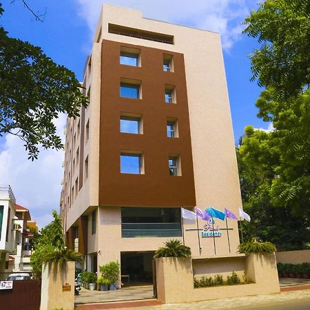 The Park Residency Otel Amhedabad Dış mekan fotoğraf