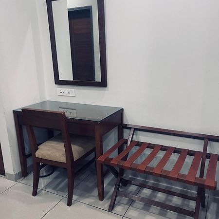 The Park Residency Otel Amhedabad Dış mekan fotoğraf