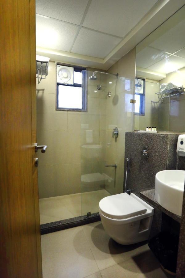 The Park Residency Otel Amhedabad Dış mekan fotoğraf